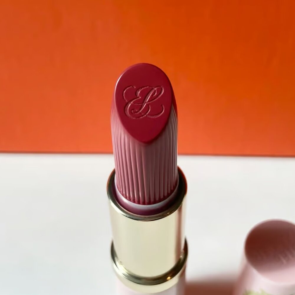 Estee Lauder Color Envy Sculpting Lipstick in Rebellious Rose 420
